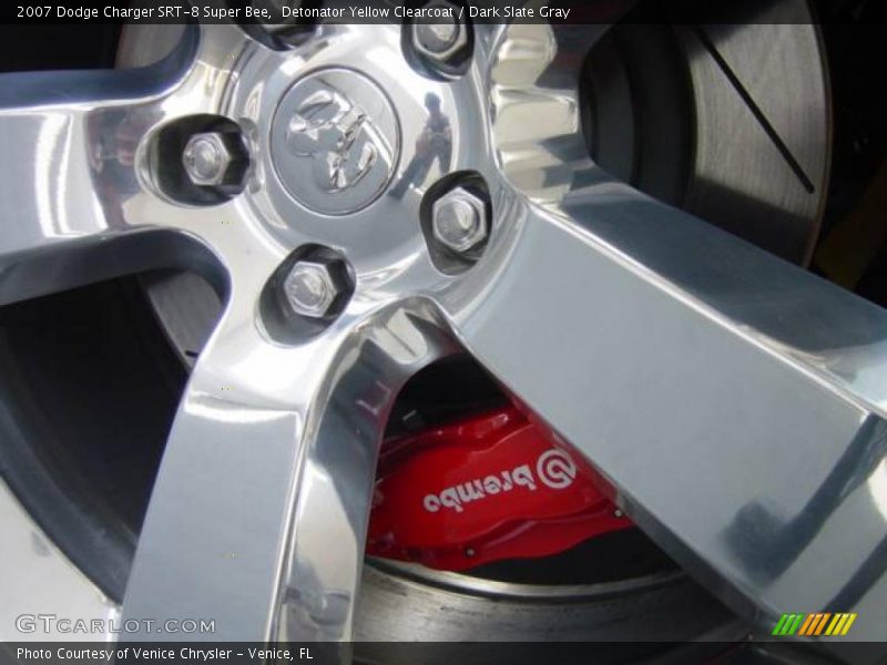 Detonator Yellow Clearcoat / Dark Slate Gray 2007 Dodge Charger SRT-8 Super Bee