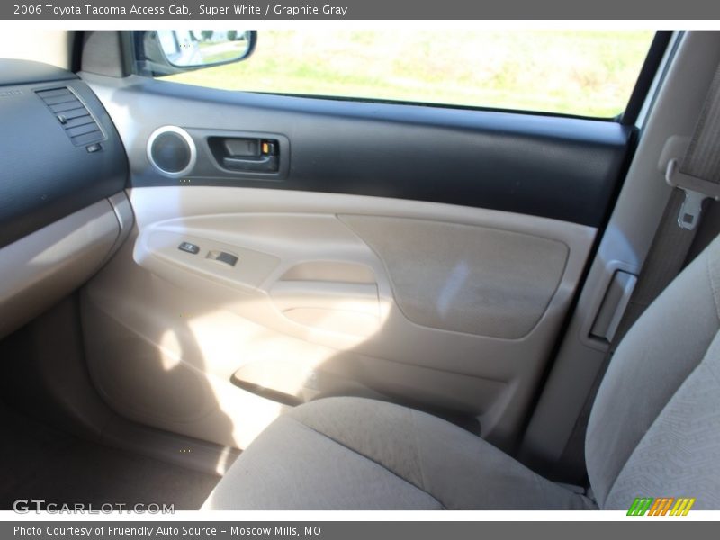 Super White / Graphite Gray 2006 Toyota Tacoma Access Cab