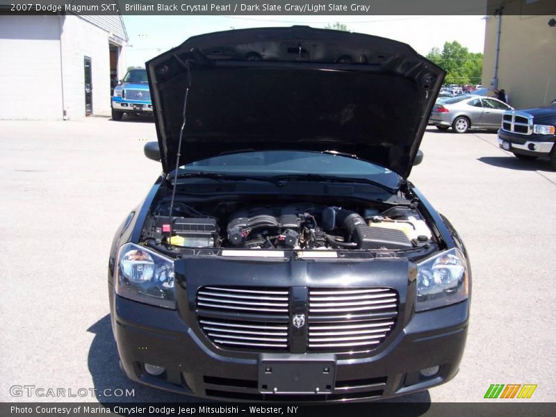 Brilliant Black Crystal Pearl / Dark Slate Gray/Light Slate Gray 2007 Dodge Magnum SXT