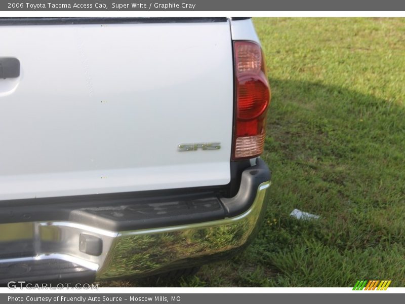 Super White / Graphite Gray 2006 Toyota Tacoma Access Cab