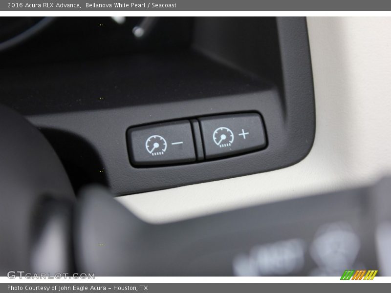 Bellanova White Pearl / Seacoast 2016 Acura RLX Advance