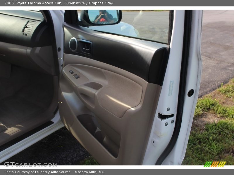 Super White / Graphite Gray 2006 Toyota Tacoma Access Cab