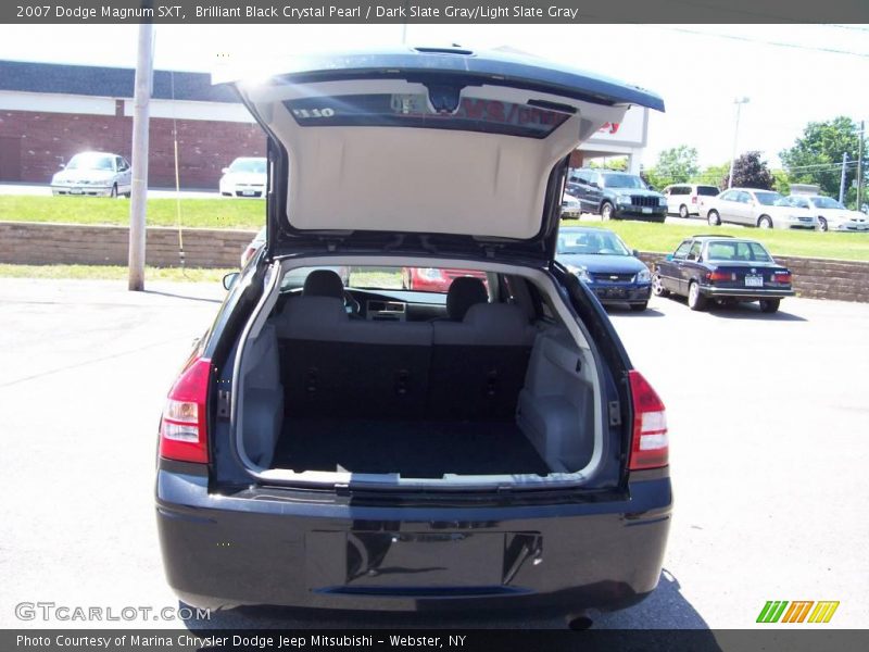 Brilliant Black Crystal Pearl / Dark Slate Gray/Light Slate Gray 2007 Dodge Magnum SXT
