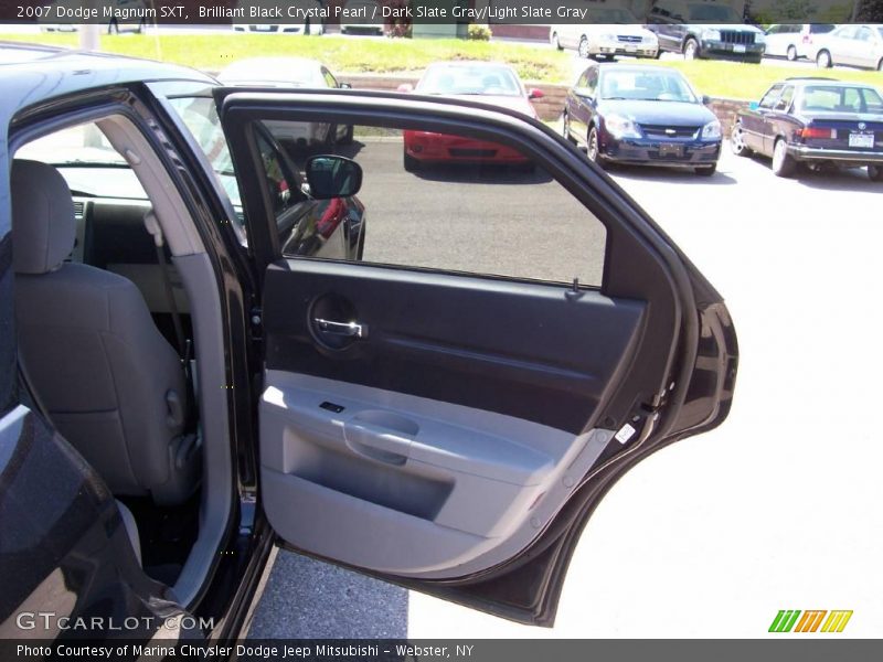 Brilliant Black Crystal Pearl / Dark Slate Gray/Light Slate Gray 2007 Dodge Magnum SXT