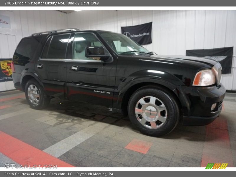 Black / Dove Grey 2006 Lincoln Navigator Luxury 4x4