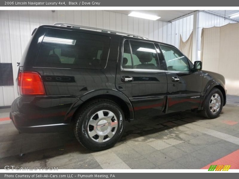 Black / Dove Grey 2006 Lincoln Navigator Luxury 4x4