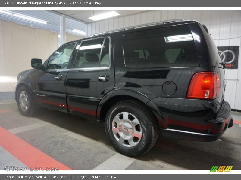 Black / Dove Grey 2006 Lincoln Navigator Luxury 4x4