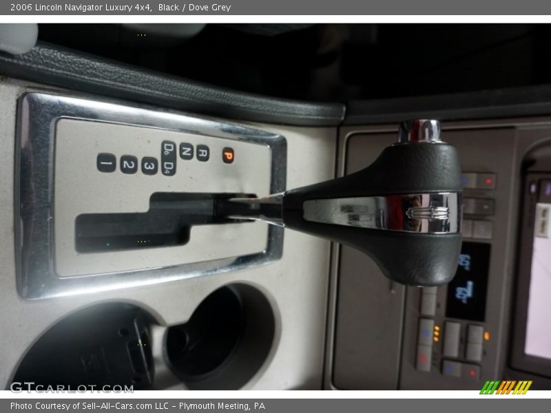 Black / Dove Grey 2006 Lincoln Navigator Luxury 4x4