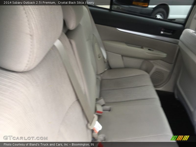 Crystal Black Silica / Ivory 2014 Subaru Outback 2.5i Premium