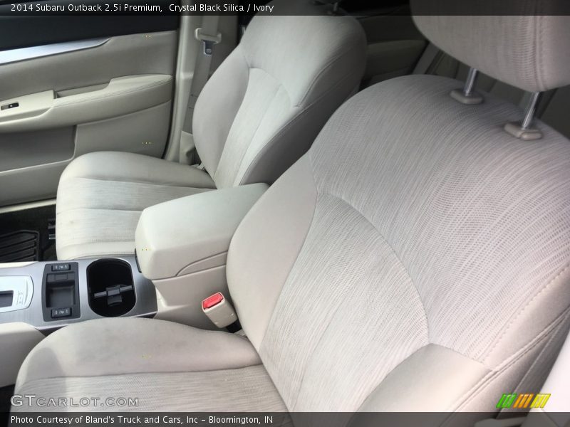 Crystal Black Silica / Ivory 2014 Subaru Outback 2.5i Premium