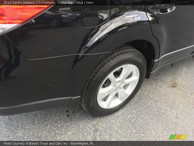 Crystal Black Silica / Ivory 2014 Subaru Outback 2.5i Premium