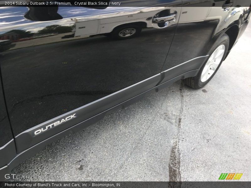 Crystal Black Silica / Ivory 2014 Subaru Outback 2.5i Premium