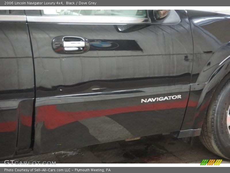 Black / Dove Grey 2006 Lincoln Navigator Luxury 4x4