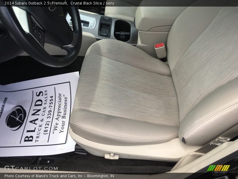 Crystal Black Silica / Ivory 2014 Subaru Outback 2.5i Premium