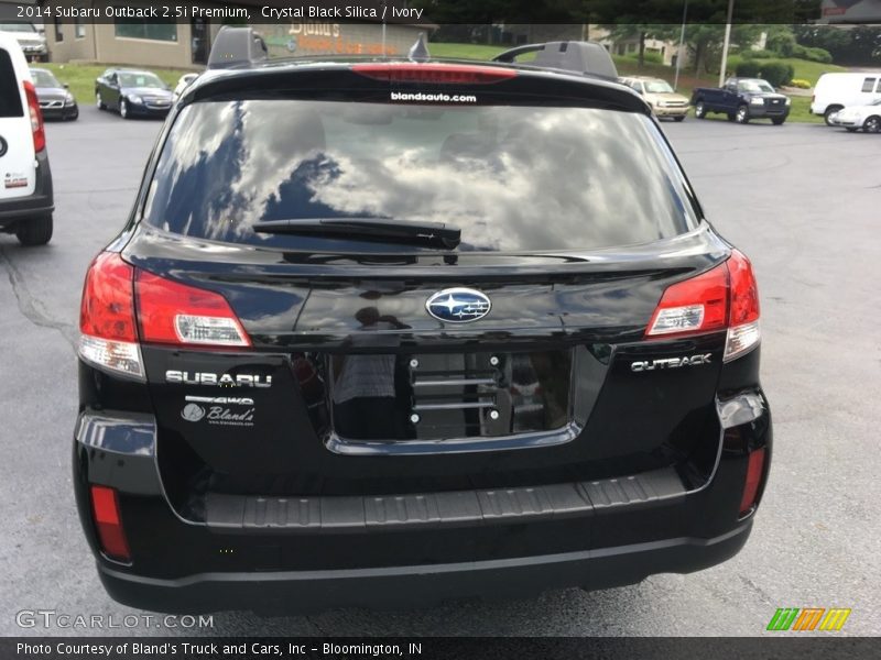 Crystal Black Silica / Ivory 2014 Subaru Outback 2.5i Premium