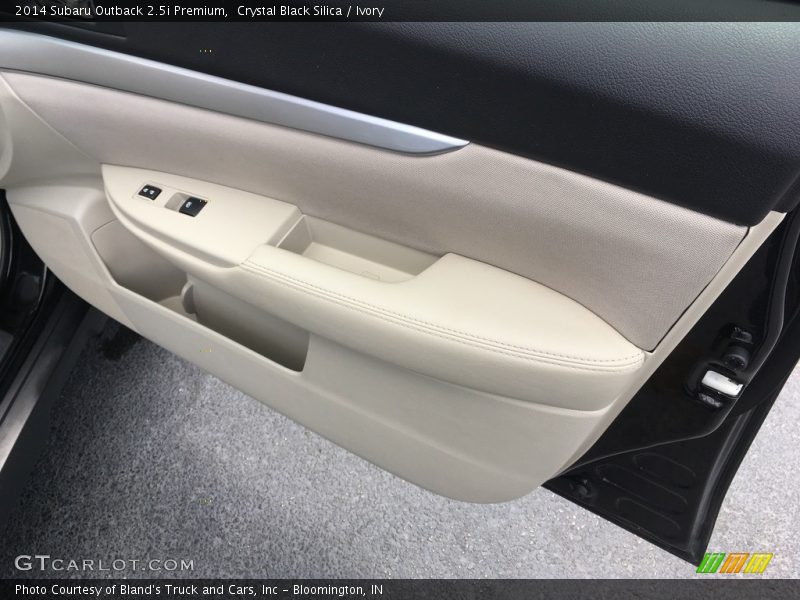 Crystal Black Silica / Ivory 2014 Subaru Outback 2.5i Premium