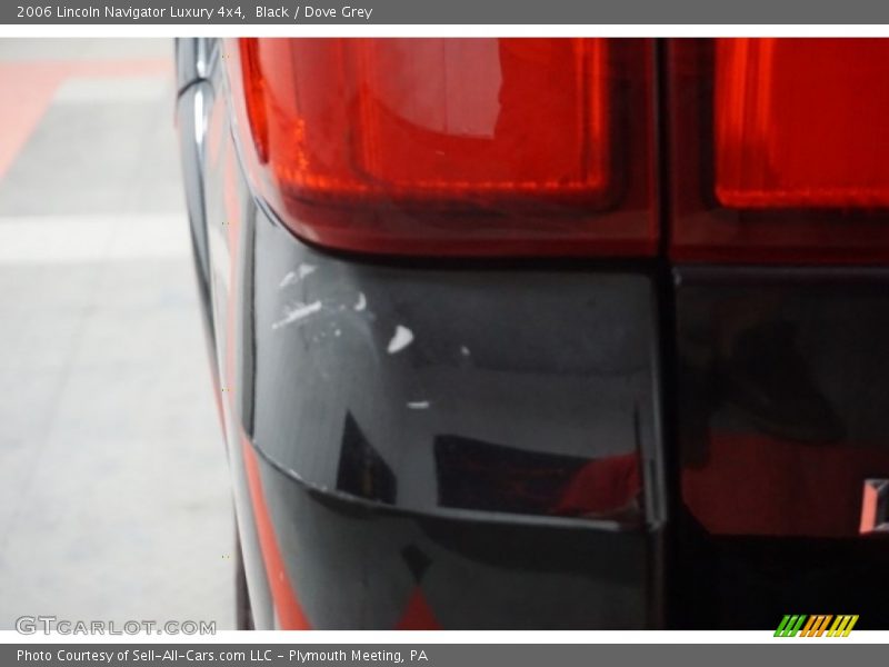 Black / Dove Grey 2006 Lincoln Navigator Luxury 4x4