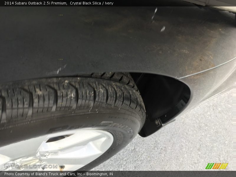 Crystal Black Silica / Ivory 2014 Subaru Outback 2.5i Premium
