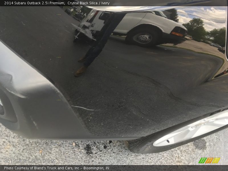Crystal Black Silica / Ivory 2014 Subaru Outback 2.5i Premium