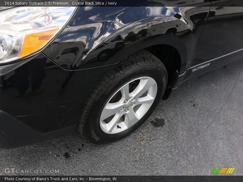 Crystal Black Silica / Ivory 2014 Subaru Outback 2.5i Premium
