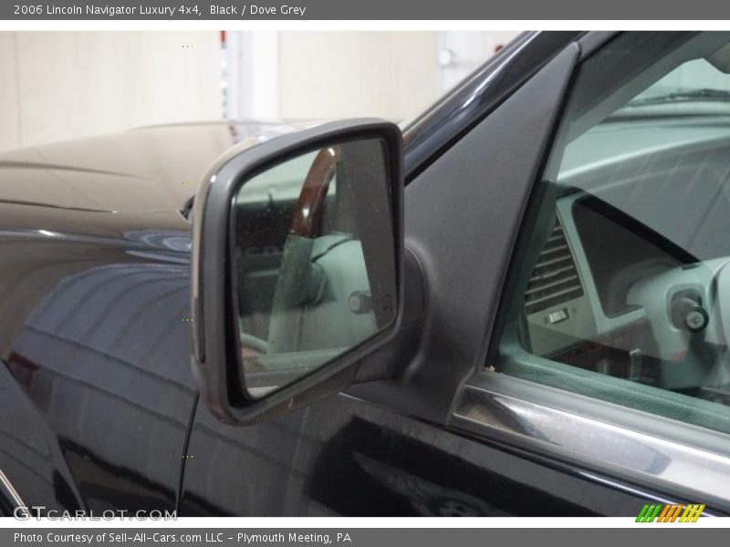 Black / Dove Grey 2006 Lincoln Navigator Luxury 4x4