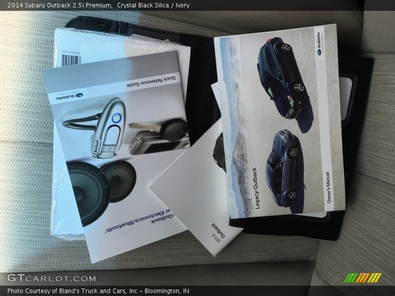 Crystal Black Silica / Ivory 2014 Subaru Outback 2.5i Premium