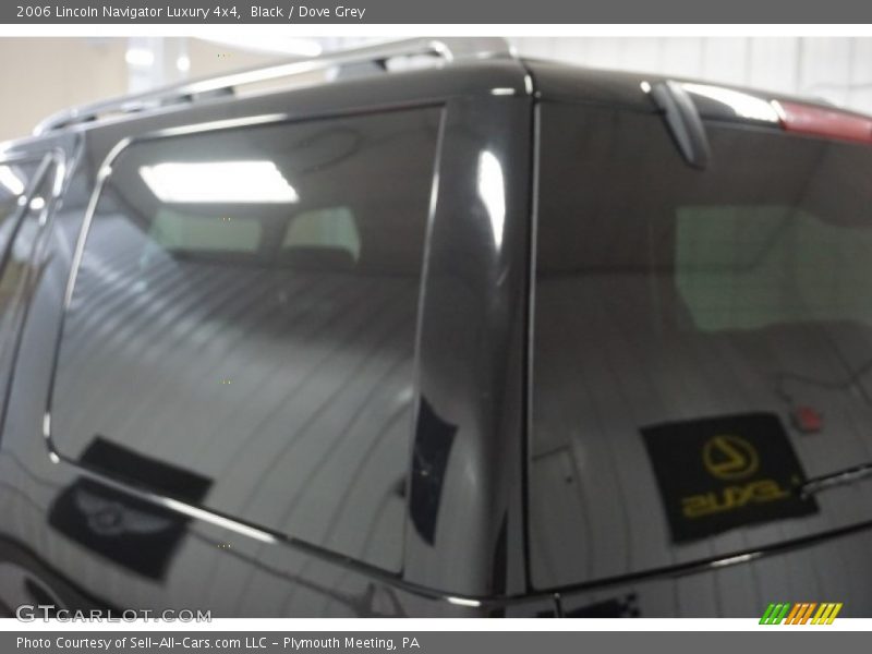 Black / Dove Grey 2006 Lincoln Navigator Luxury 4x4