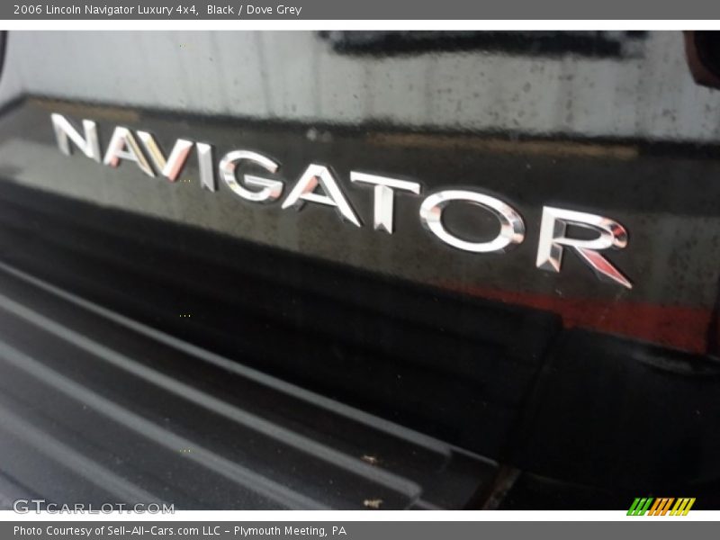 Black / Dove Grey 2006 Lincoln Navigator Luxury 4x4
