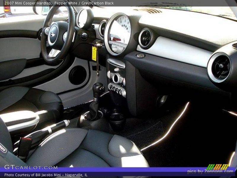 Pepper White / Grey/Carbon Black 2007 Mini Cooper Hardtop