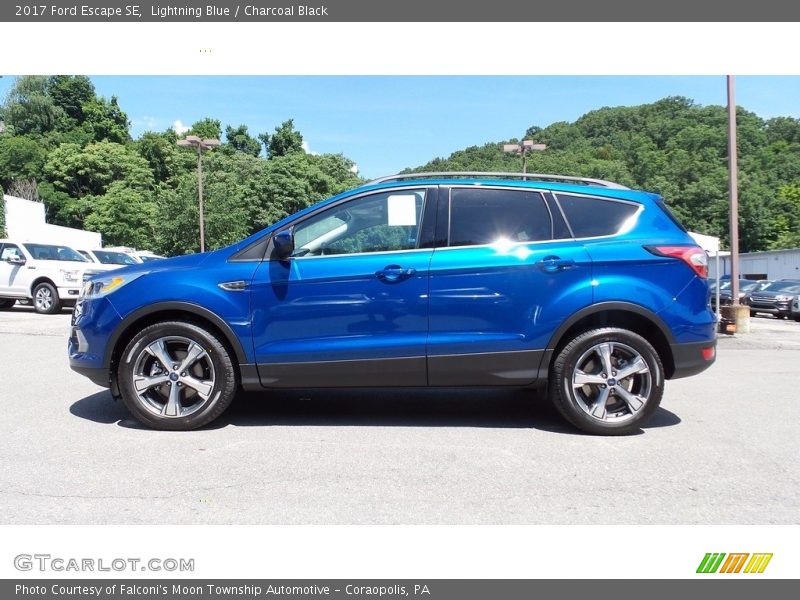 Lightning Blue / Charcoal Black 2017 Ford Escape SE