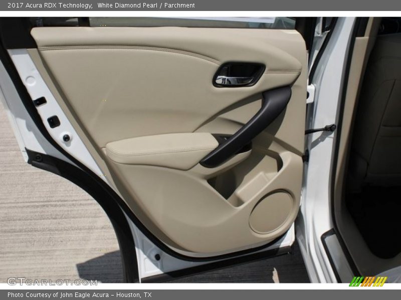 White Diamond Pearl / Parchment 2017 Acura RDX Technology