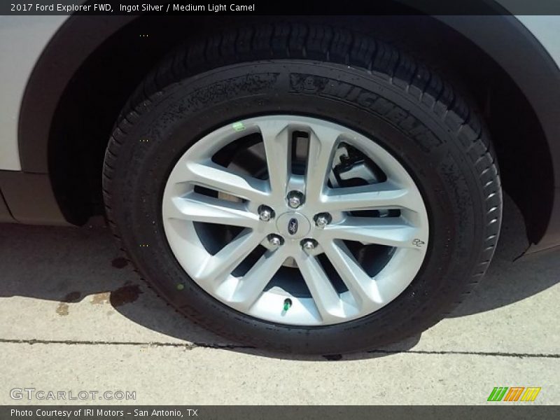 Ingot Silver / Medium Light Camel 2017 Ford Explorer FWD