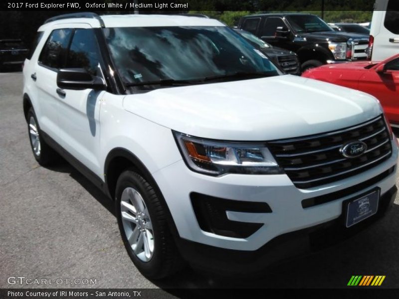 Oxford White / Medium Light Camel 2017 Ford Explorer FWD