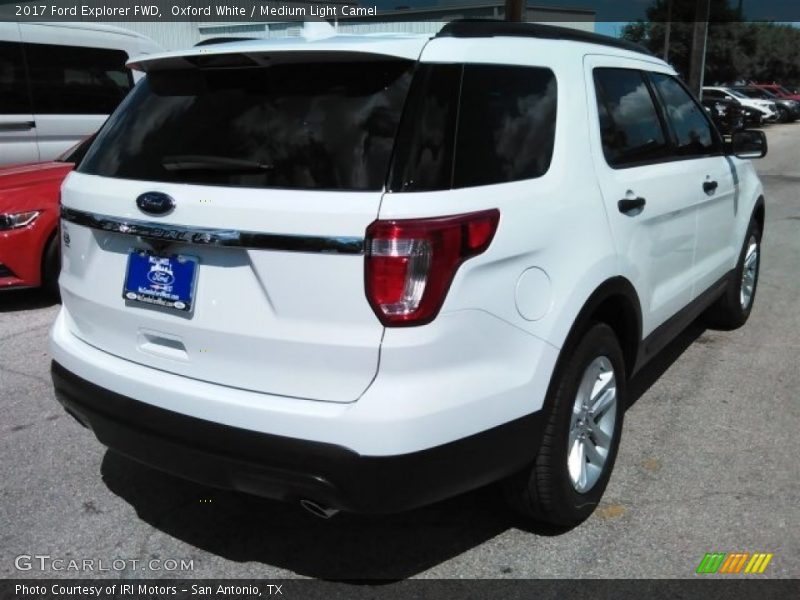 Oxford White / Medium Light Camel 2017 Ford Explorer FWD