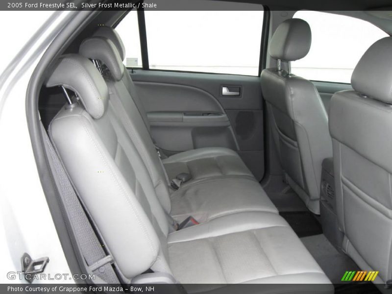 Silver Frost Metallic / Shale 2005 Ford Freestyle SEL
