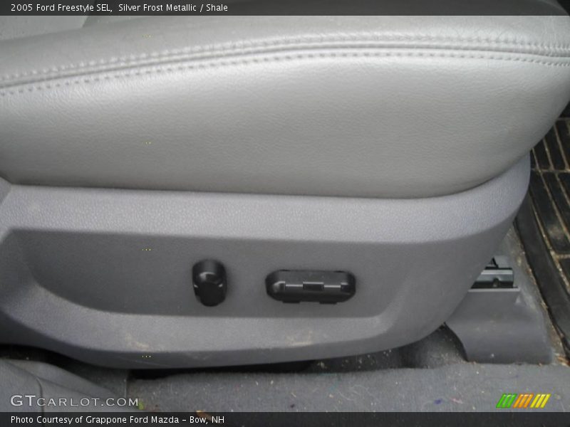 Silver Frost Metallic / Shale 2005 Ford Freestyle SEL