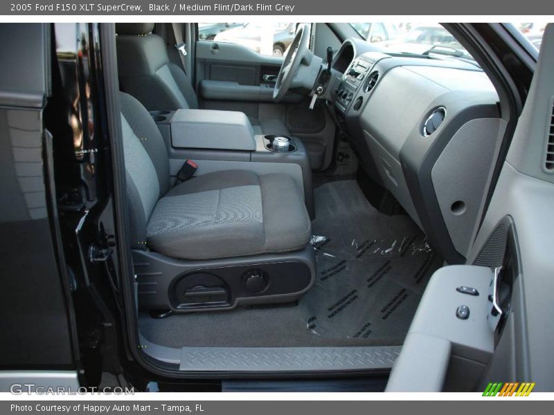 Black / Medium Flint/Dark Flint Grey 2005 Ford F150 XLT SuperCrew