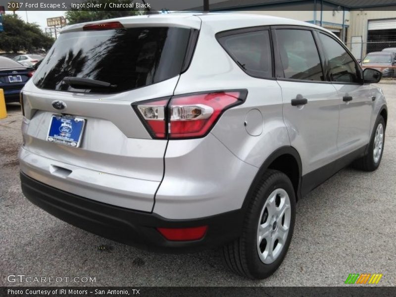 Ingot Silver / Charcoal Black 2017 Ford Escape S