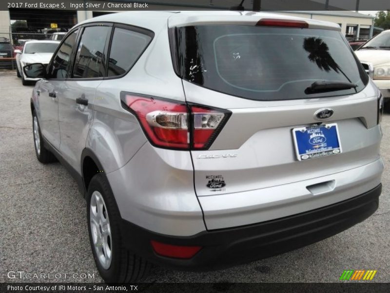 Ingot Silver / Charcoal Black 2017 Ford Escape S