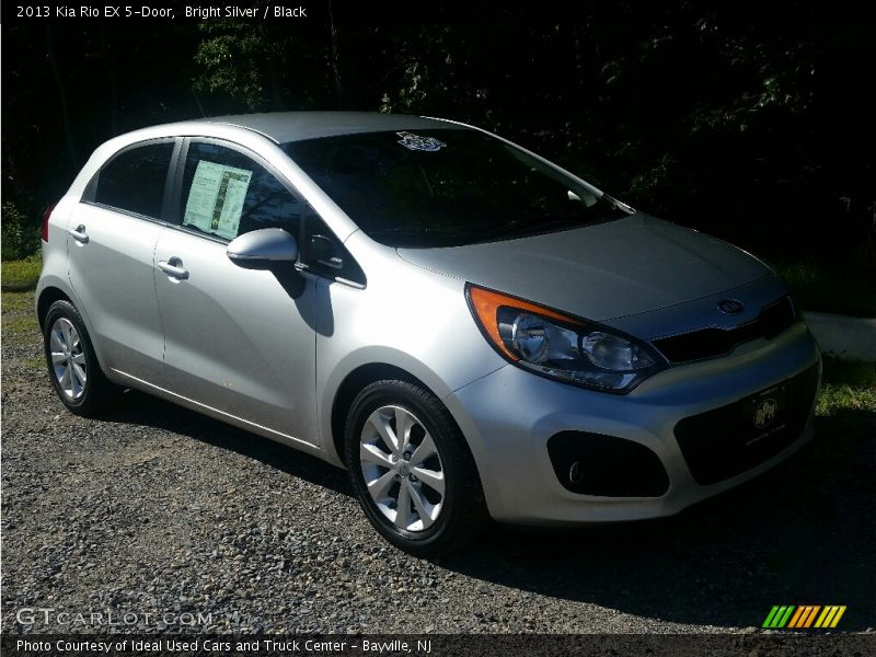 Bright Silver / Black 2013 Kia Rio EX 5-Door