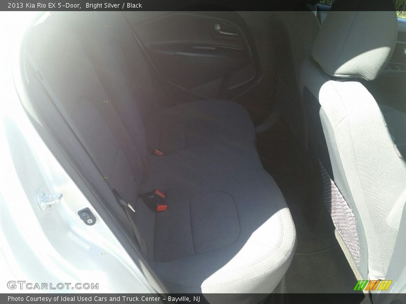 Bright Silver / Black 2013 Kia Rio EX 5-Door