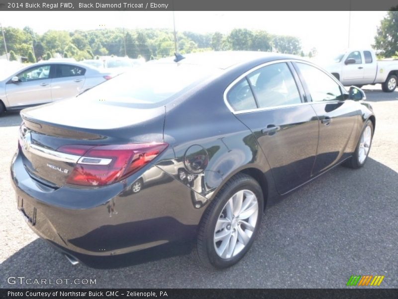 Black Diamond Tricoat / Ebony 2014 Buick Regal FWD