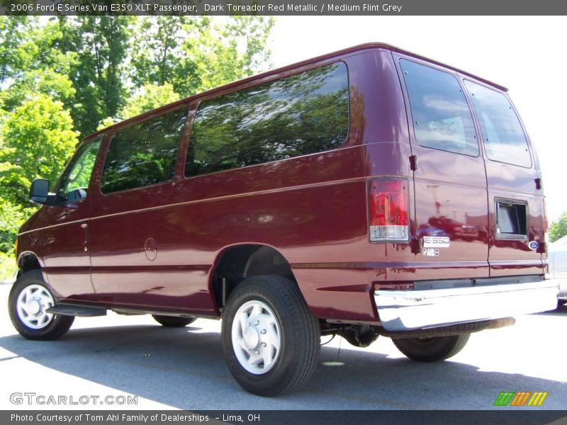 Dark Toreador Red Metallic / Medium Flint Grey 2006 Ford E Series Van E350 XLT Passenger