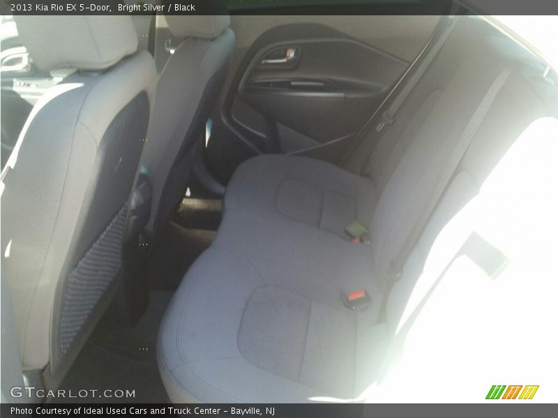 Bright Silver / Black 2013 Kia Rio EX 5-Door