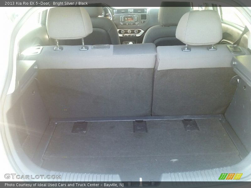 Bright Silver / Black 2013 Kia Rio EX 5-Door
