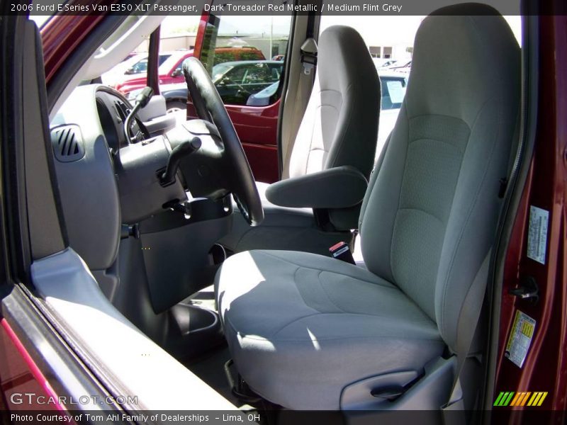 Dark Toreador Red Metallic / Medium Flint Grey 2006 Ford E Series Van E350 XLT Passenger