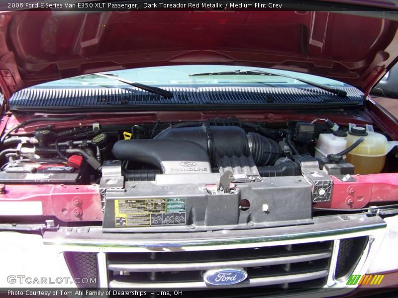 Dark Toreador Red Metallic / Medium Flint Grey 2006 Ford E Series Van E350 XLT Passenger
