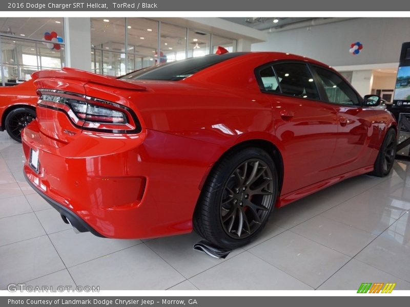 TorRed / Black 2016 Dodge Charger SRT Hellcat