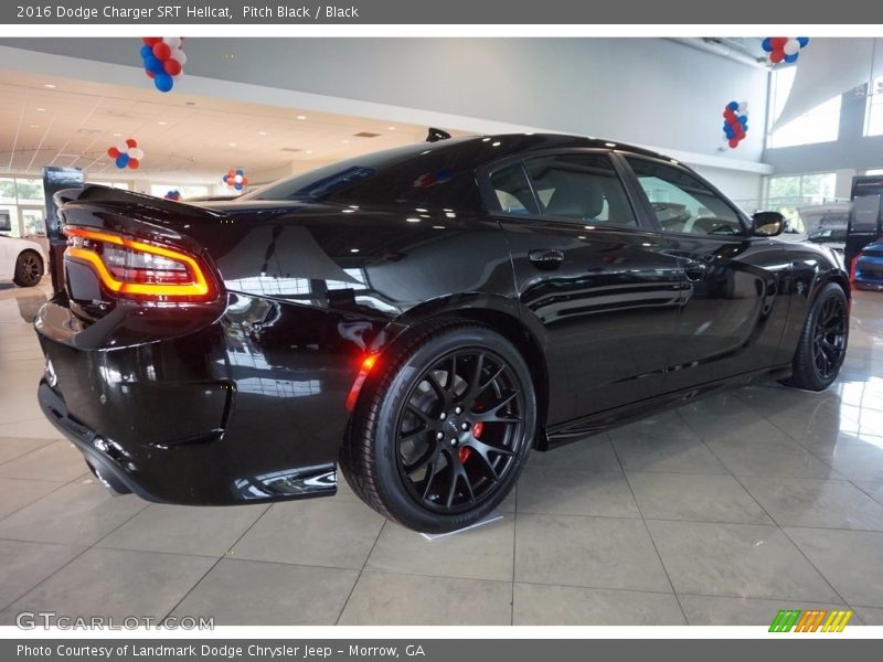 Pitch Black / Black 2016 Dodge Charger SRT Hellcat