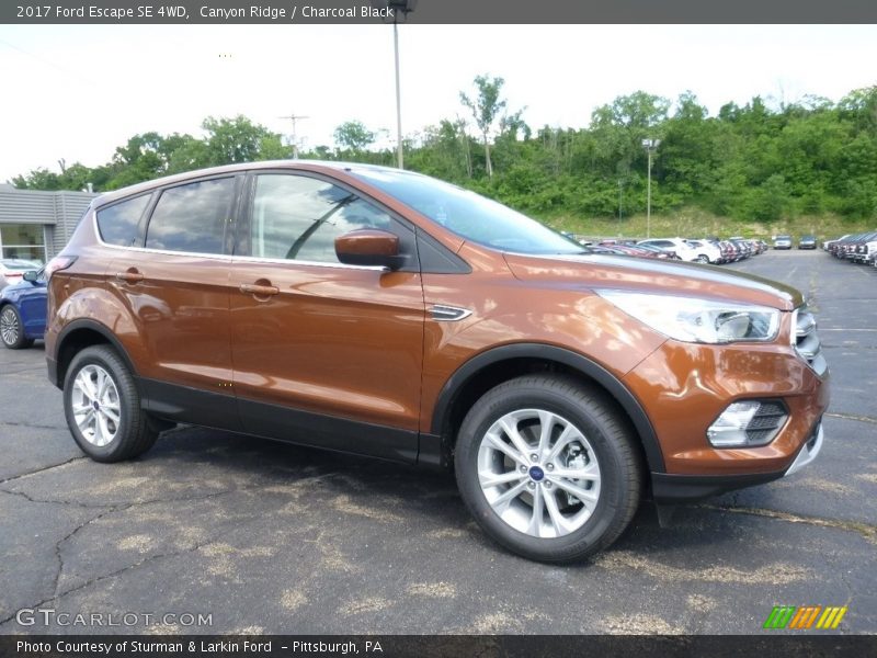 Canyon Ridge / Charcoal Black 2017 Ford Escape SE 4WD